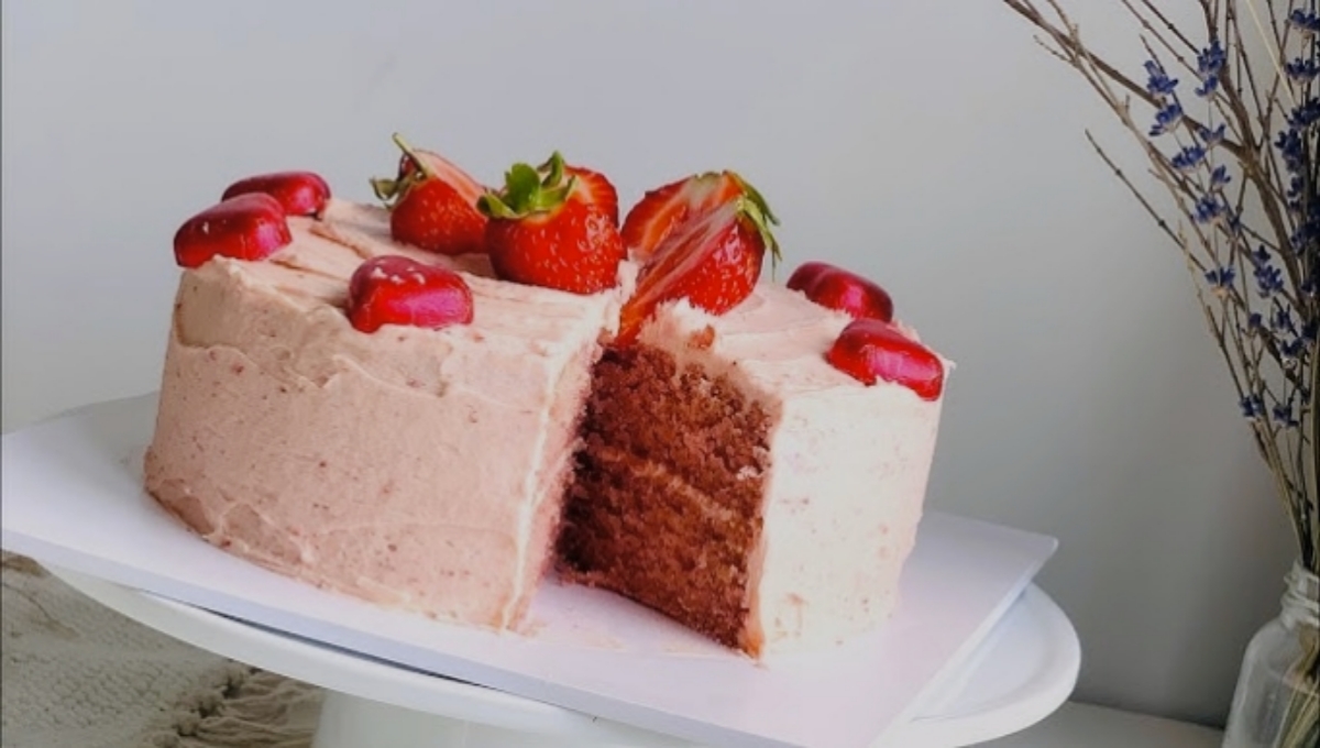Strawberry And Vanilla Cake Recipe